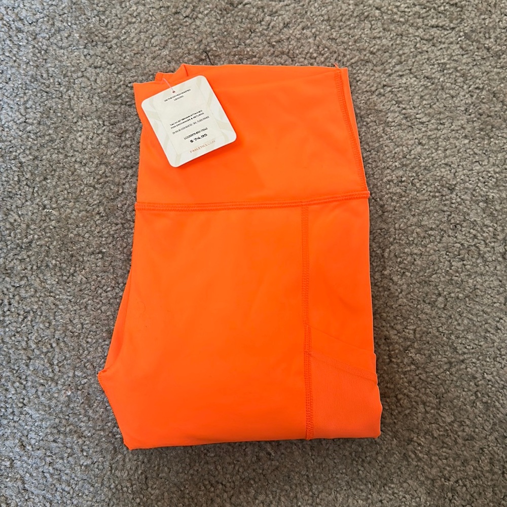 Fabletics “On-The-Go High-Waisted Legging” Size: Medium